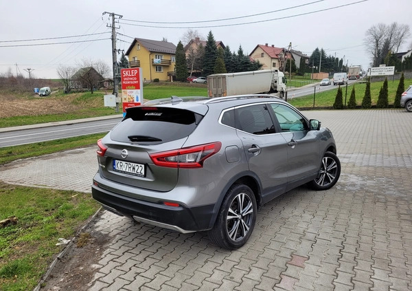 Nissan Qashqai cena 65900 przebieg: 131000, rok produkcji 2017 z Sztum małe 254